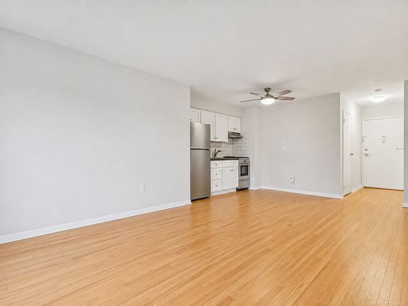 2nd image of 163 Main St APT 5B