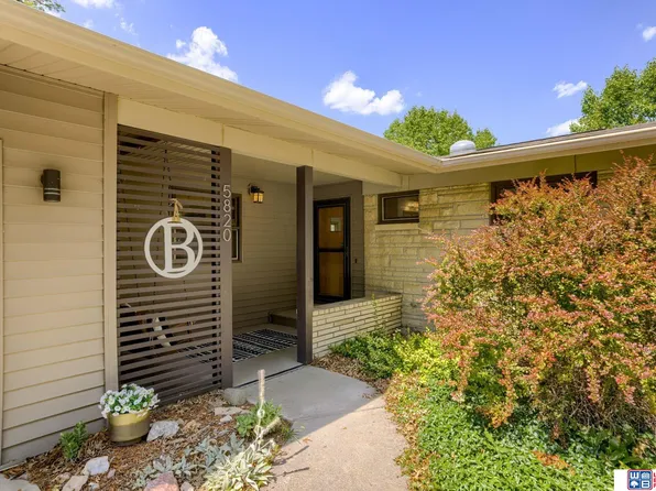 5820 Randolph St, Lincoln, NE 68510