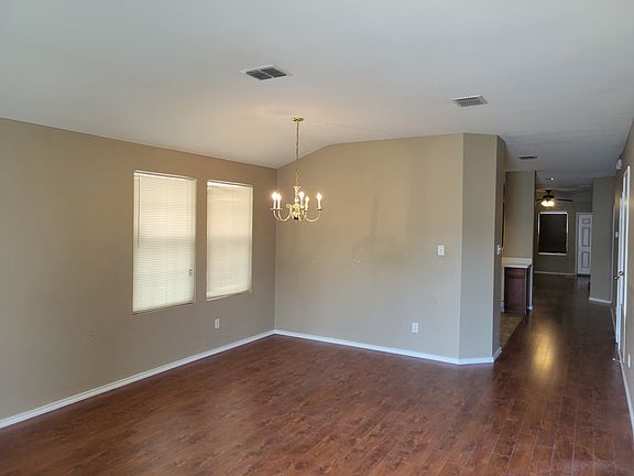 2nd image of 1924 Indian Lilac Dr
