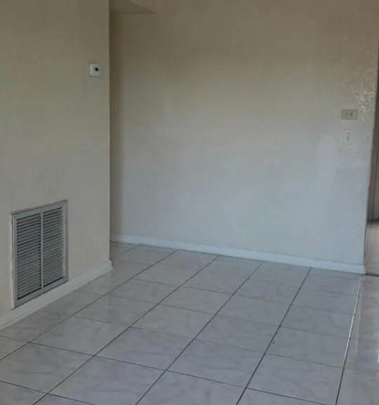 21447 Mallory Ave — Photo 6