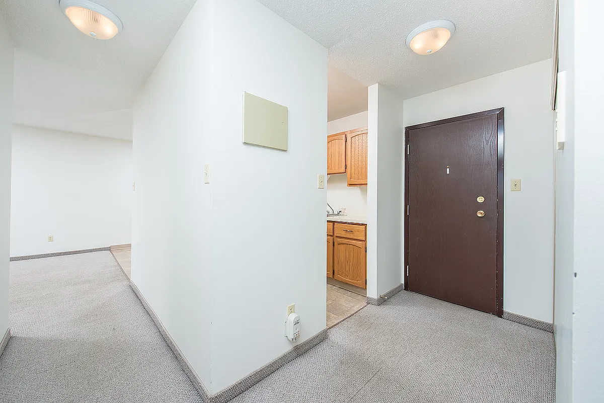 The Manning — Photo 2