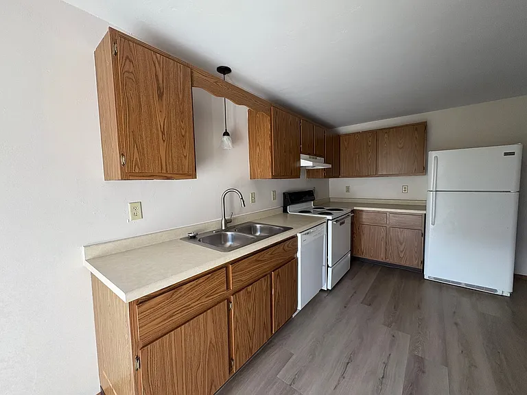 2685 Humboldt Rd — Photo 4