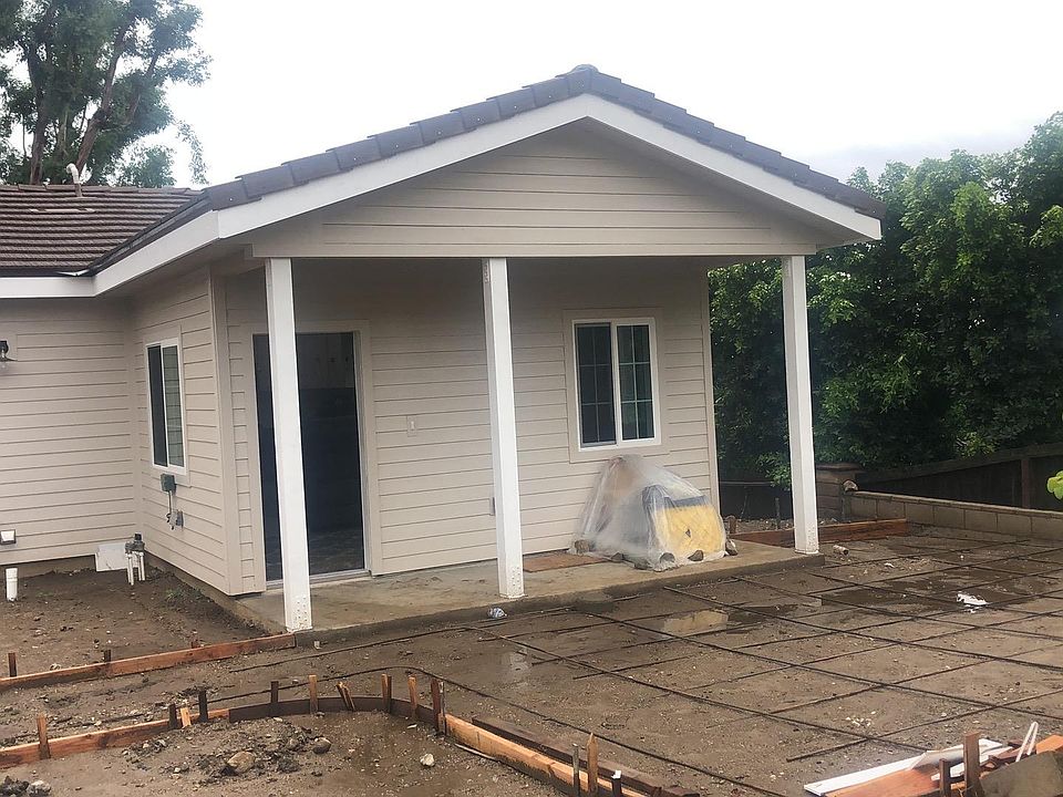 2nd image of 5715 Amethyst Ave