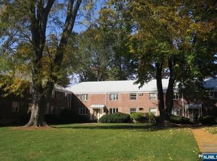 145 E Clinton Ave APT 6B, Bergenfield, NJ 07621