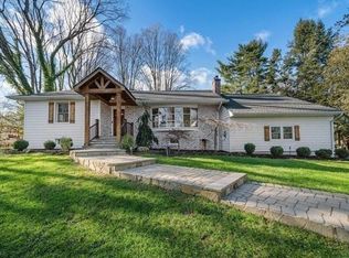 453 W Saddle River Rd, Upper Saddle River, NJ 07458