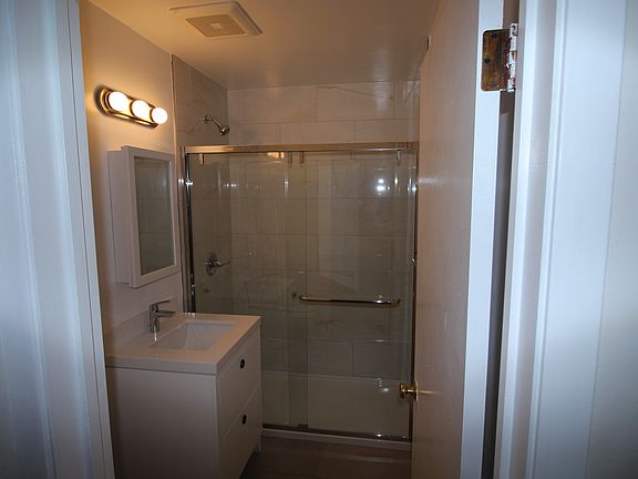 5th image of 1906 Ocean Ave #8