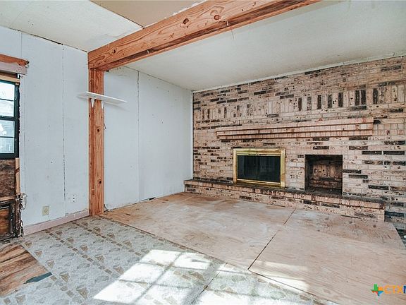 3rd image of 2411 Mumphord St