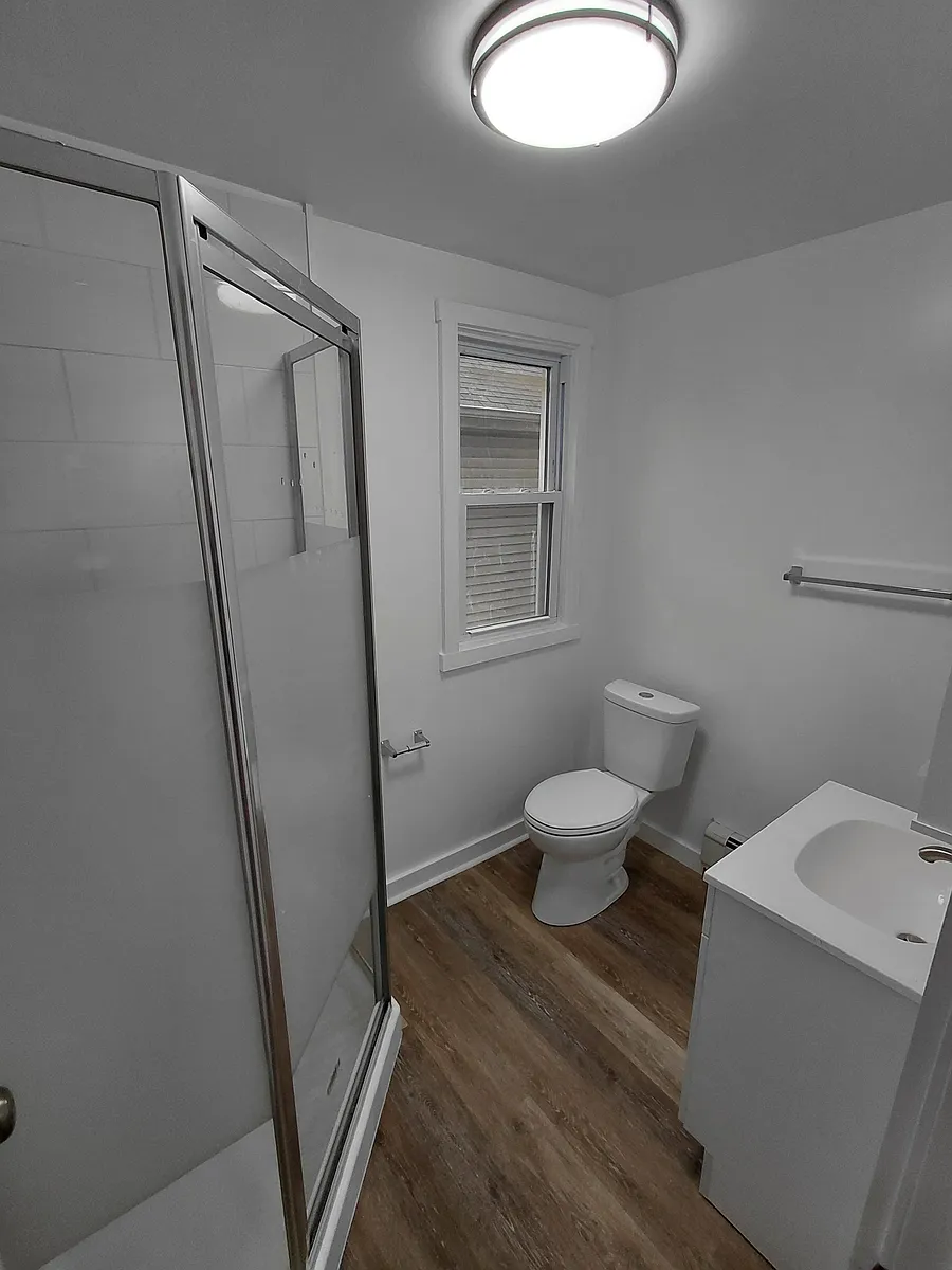 Building Photo - 163 Washington St #1
