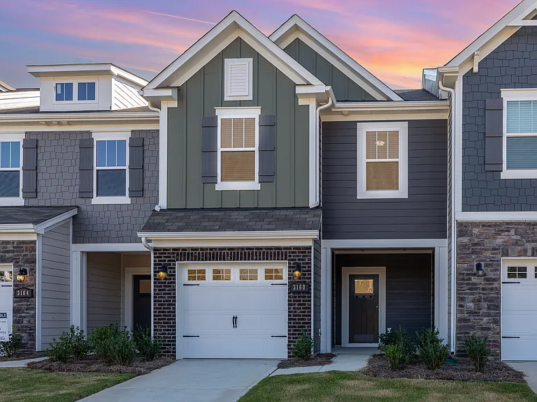 3160 Lilac Grove Dr — Photo 1