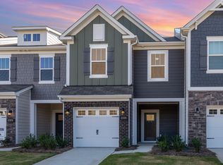 3160 Lilac Grove Dr, Charlotte, NC 28269