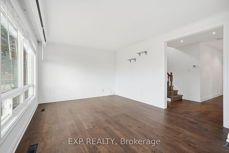Toronto House for rent - 4 Bedrooms — photo 5
