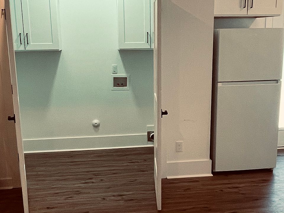 2nd image of 1609 N Davidson St #B