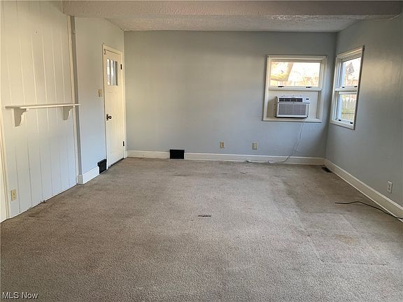 5th image of 421 7th St