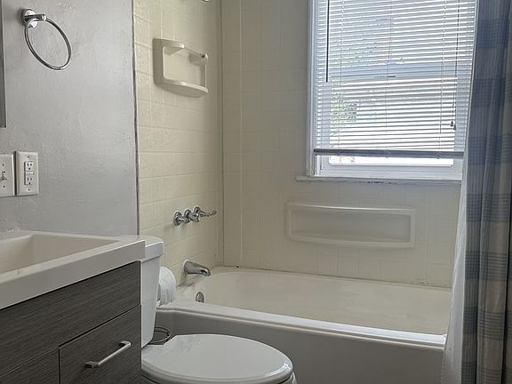 4th image of 1319 Studer Ave #1321