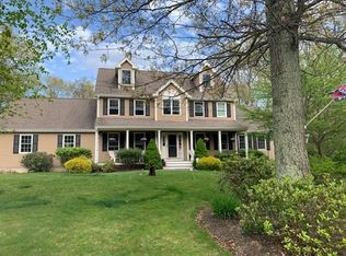 3 Edward Cir, Bellingham, MA 02019