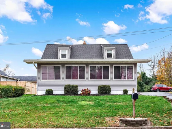 6129 Blue Bird Ave, Harrisburg, PA 17112