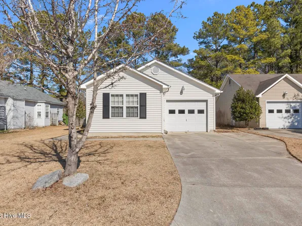 109 Gladiola Drive, New Bern, NC 28562