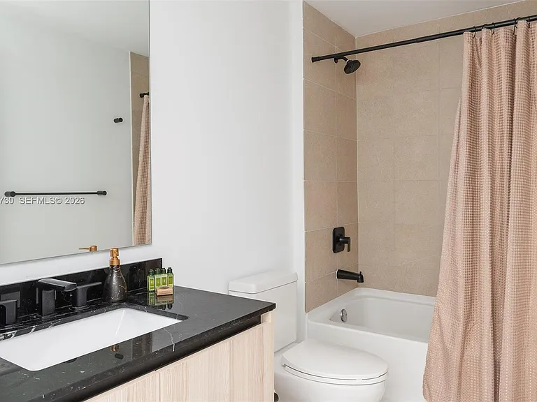 225 N Miami Ave #3412 — Photo 12
