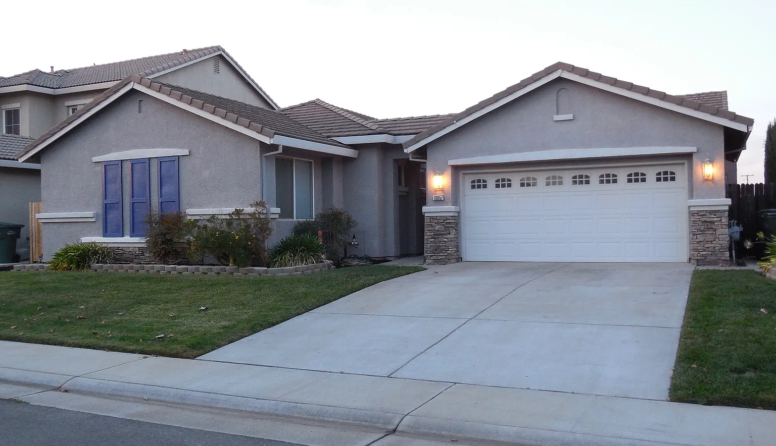 10057 Prairie Dunes Way photo 1