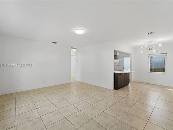 2nd image of 570 NW 49th St #0