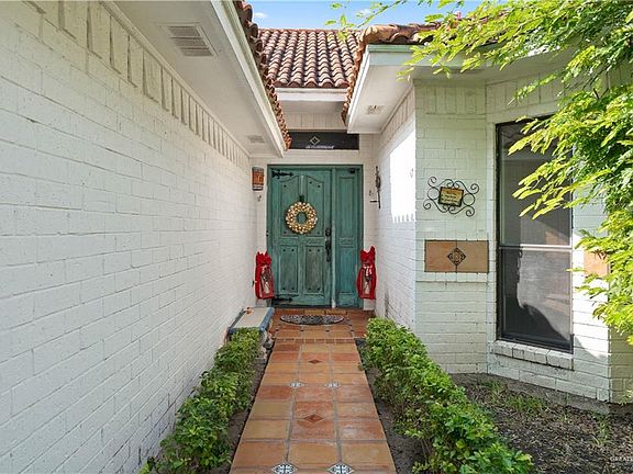 3rd image of 6001 N 27th St