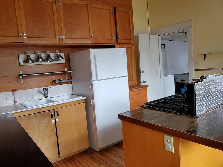 2411 Polk St NE #1 — Photo 14