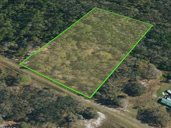 2nd image of 1287 Lois Ln