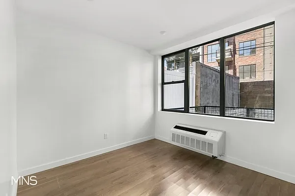 Rented by MNS | media 17