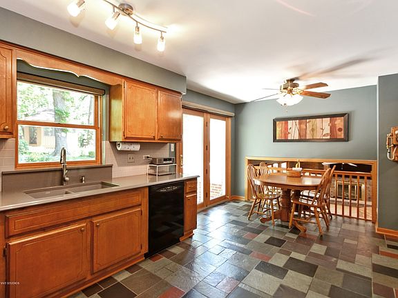 5th image of 14625 Highland Ave