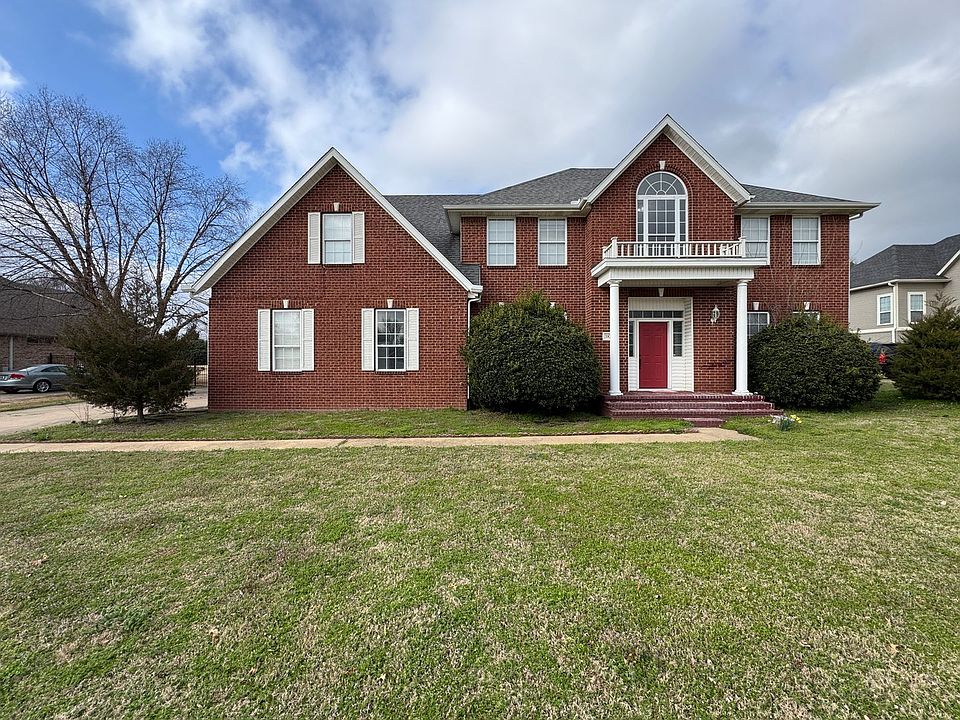 1st image of 3834 E Chadwick Dr