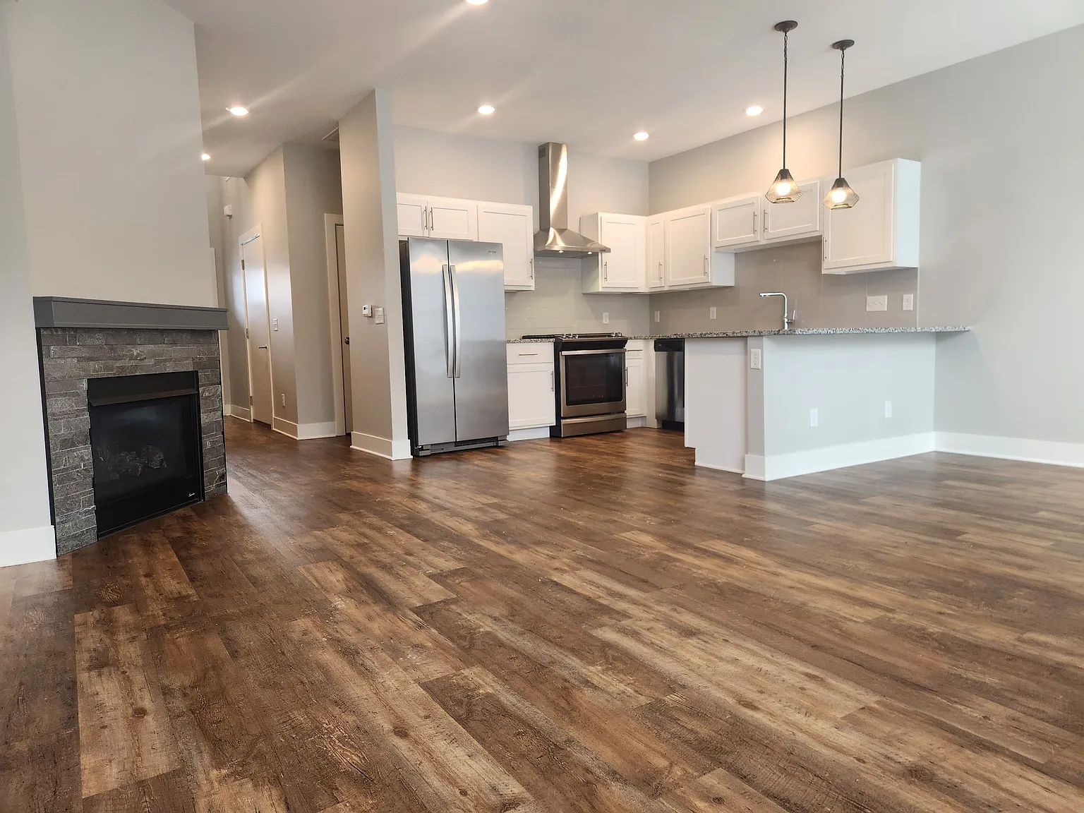 The Knoll - Townhomes of Ada — Photo 3