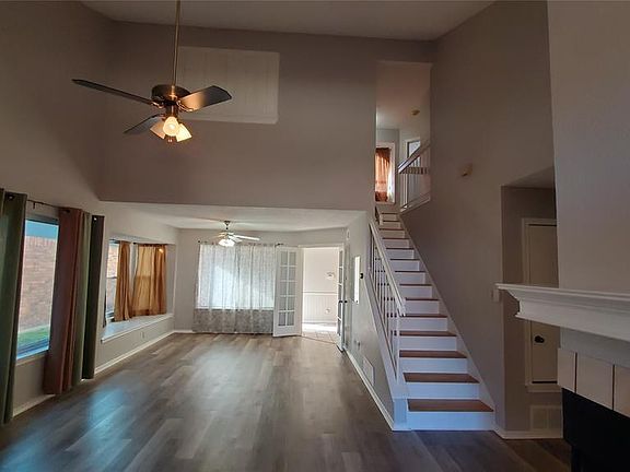 5th image of 513 Lookout Mountain Trl
