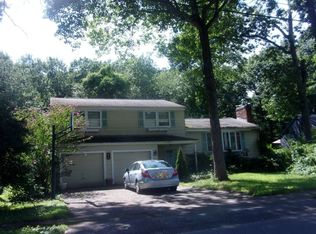51 Gilbert Rd, Needham, MA 02492
