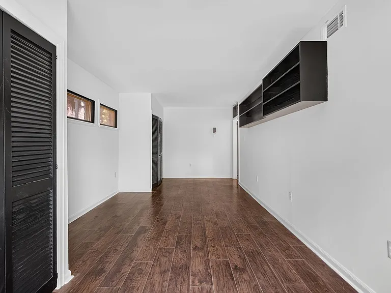 137 Brandywine Rd — Photo 33