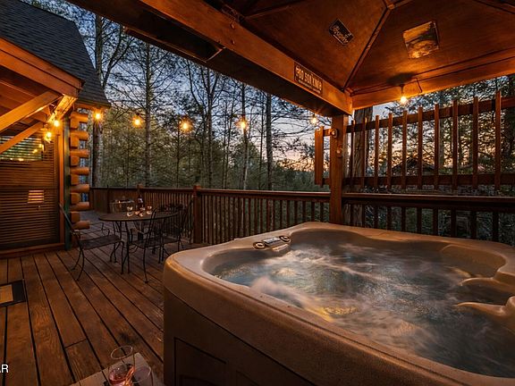 3rd image of 422 Pa Proffitt Rd