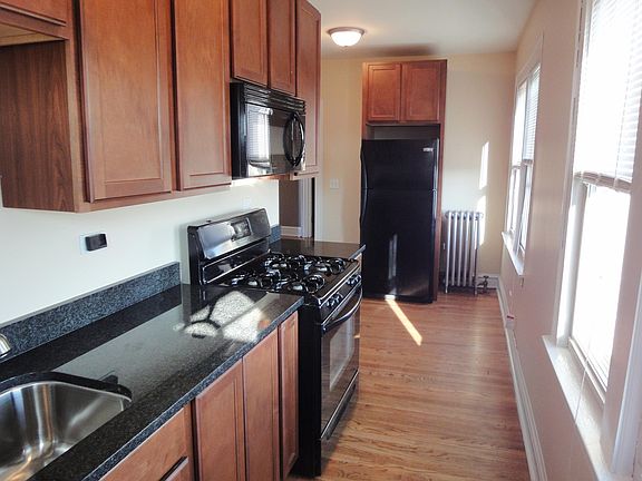 5th image of 1941 Grove Ave #1929306