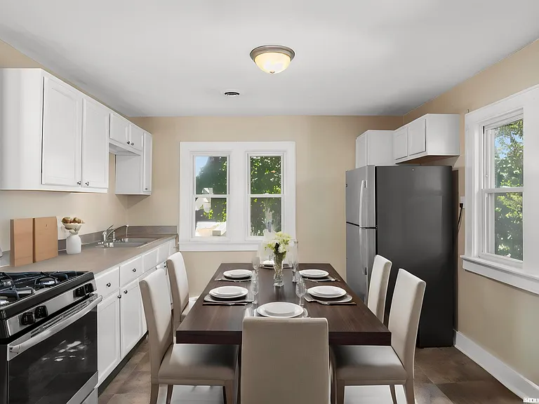 618 Veto St NW #2 — Photo 4
