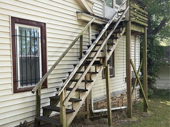 kansas-city-missouri-2091531254 picture