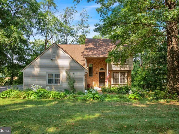753 Kames Hill Rd, Columbia, PA 17512