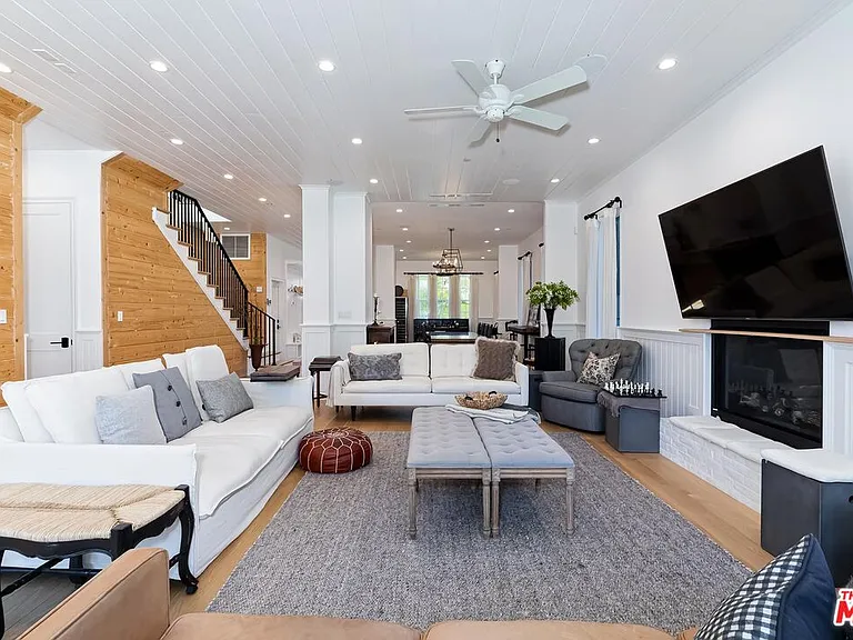 10810 Wilkins Ave — Photo 13