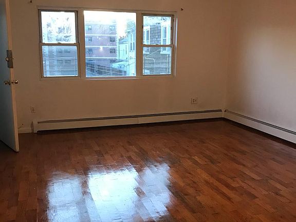 4th image of 1327 McBride St #2