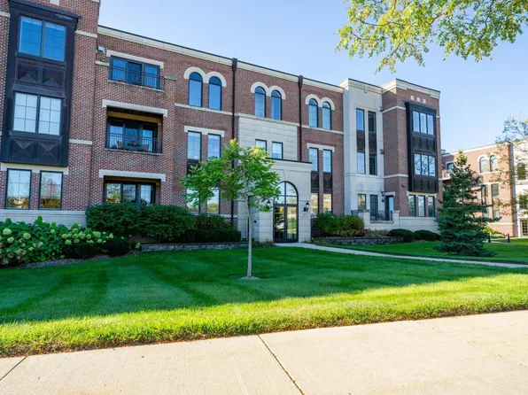 19075 Thomson DRIVE #304, Brookfield, WI 53045