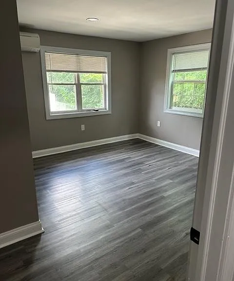 4784 Dupont Pkwy #2 — Photo 10