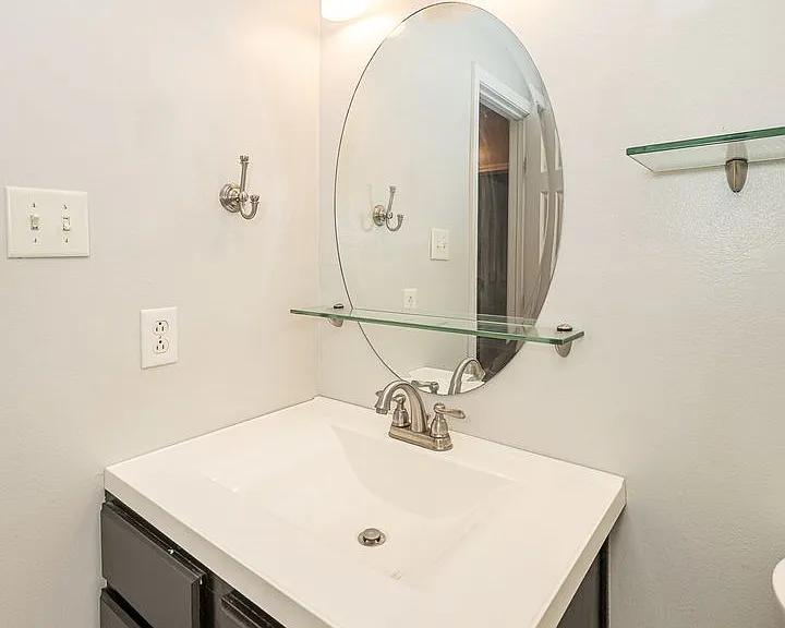 2421 Beachview Dr #G-13 — Photo 34