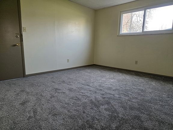 3rd image of 2567 2nd St #1