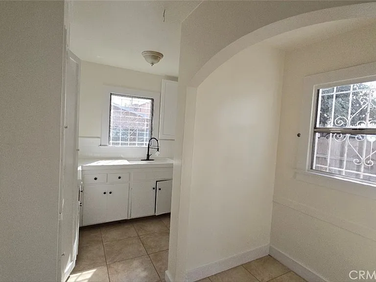456 1/2 W 59th Pl #456 — Photo 18