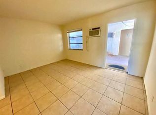 300 20th St APT 8, West Palm Beach, FL 33407