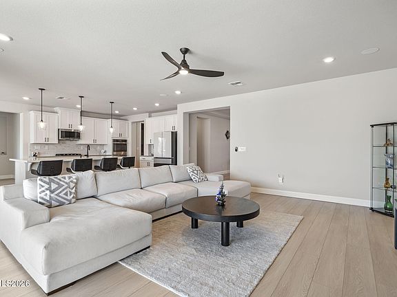 4th image of 1018 Carico Valley Pl