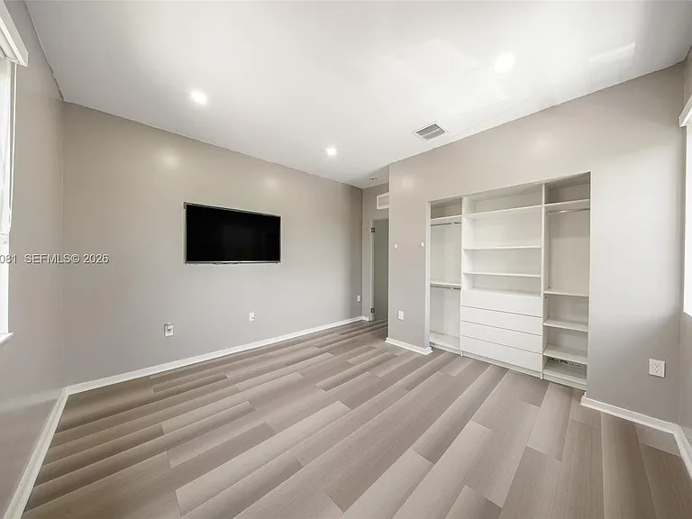 11731 SW 234th St — Photo 54
