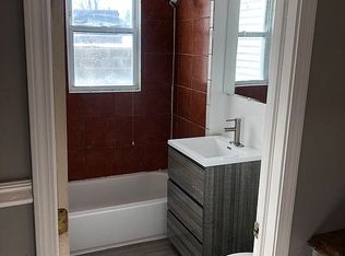 14 W 19th St #1, Chicago Heights, IL 60411